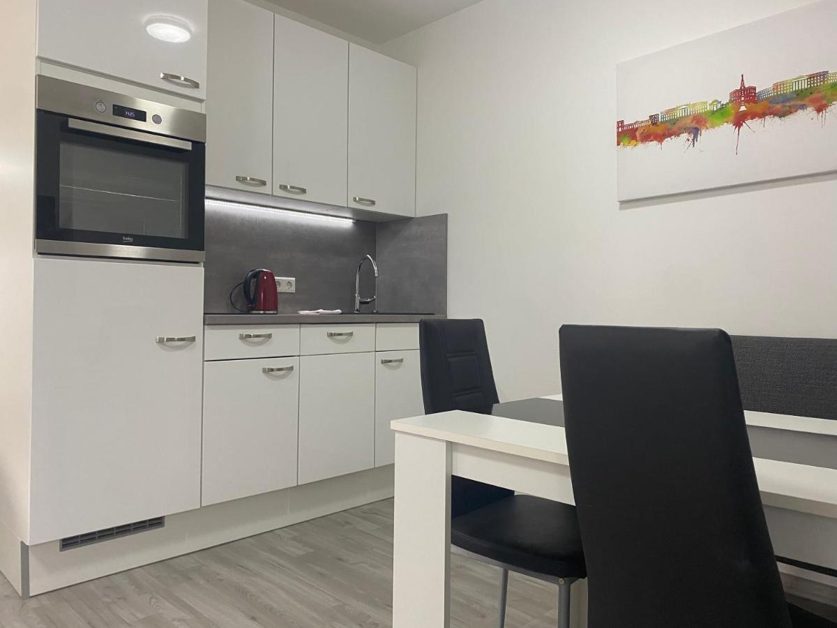Urbanes, Modernes Mit Parkplatz Apartment